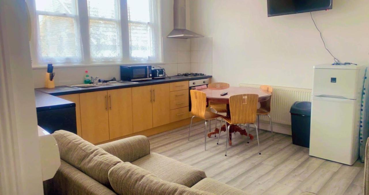 Entire Two Double Bedrooms Flat N4 Great Yarmouth Eksteriør billede