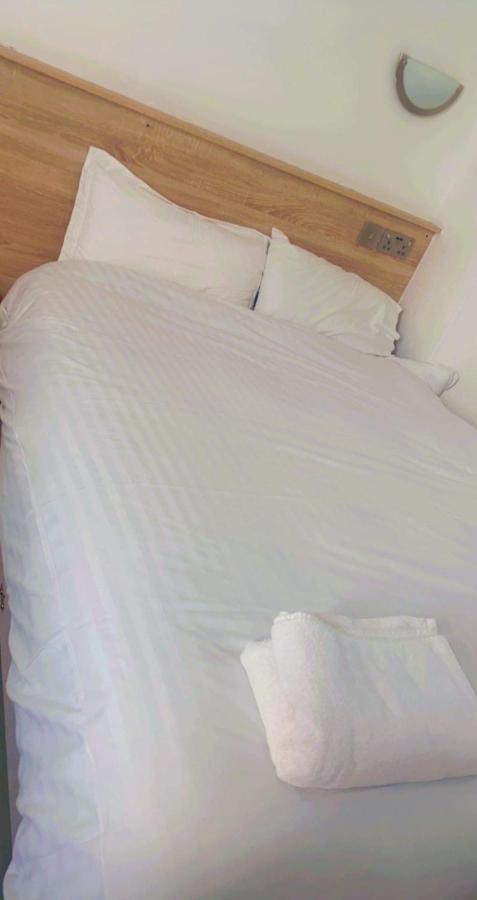 Entire Two Double Bedrooms Flat N4 Great Yarmouth Eksteriør billede